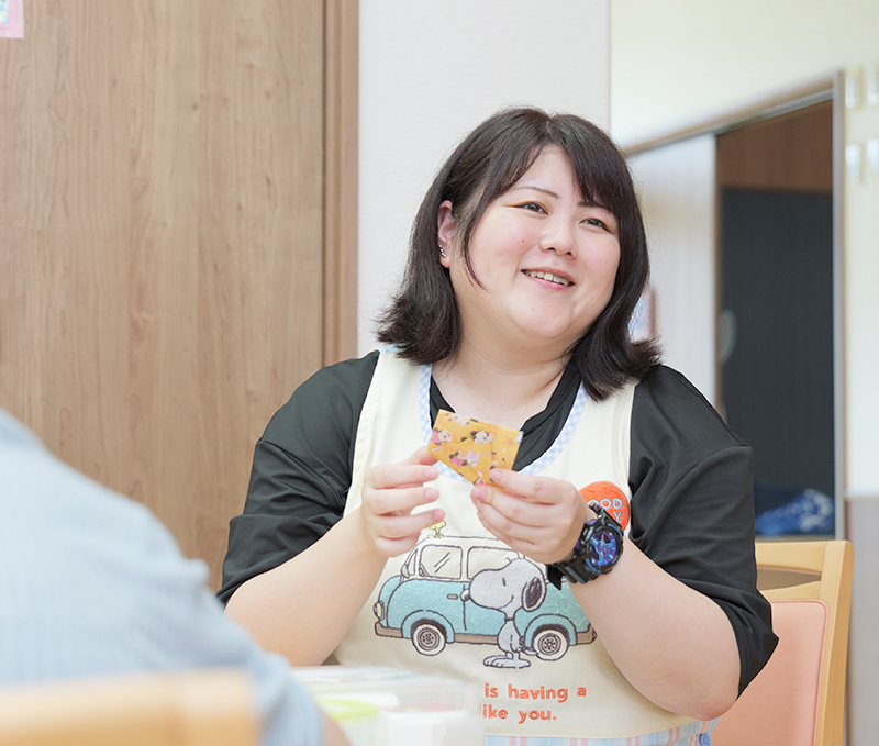 介護福祉士　先輩社員の声